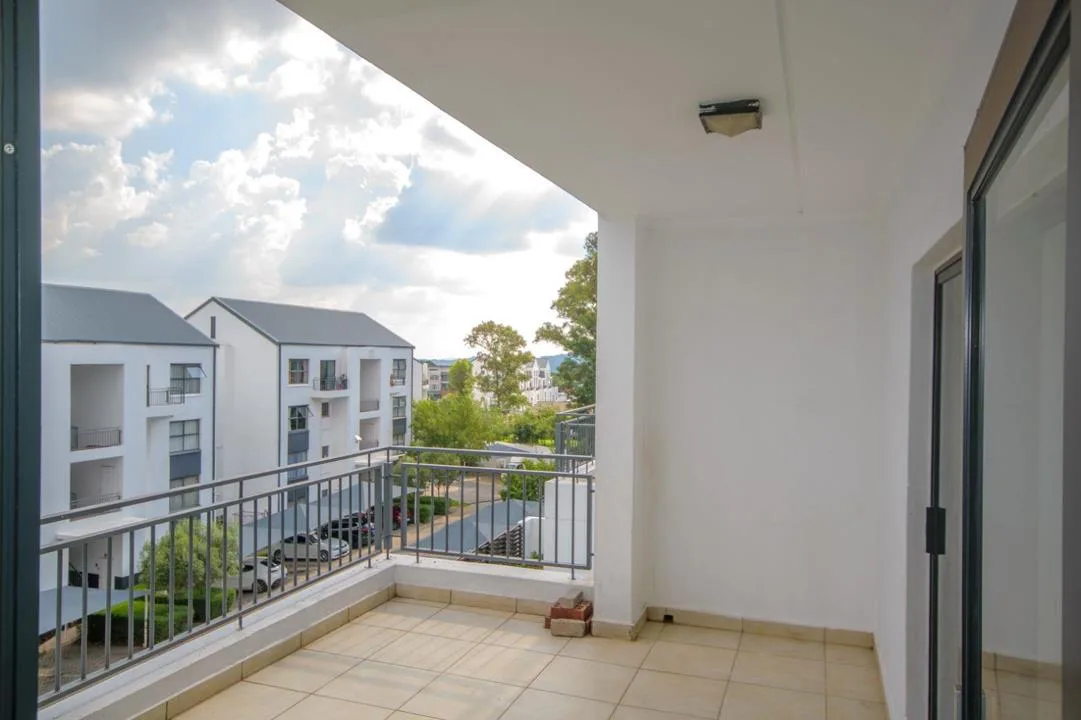 2 Bedroom Apartment / flat to rent in Oakdene
