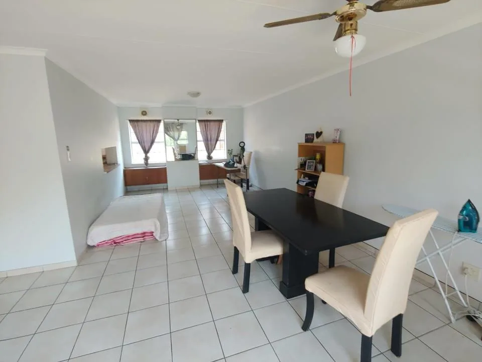 3 Bedroom Apartment / flat to rent in Ferndale