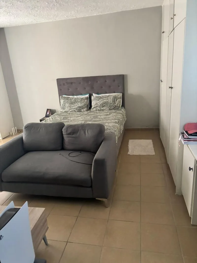 Property to rent in Lombardy East