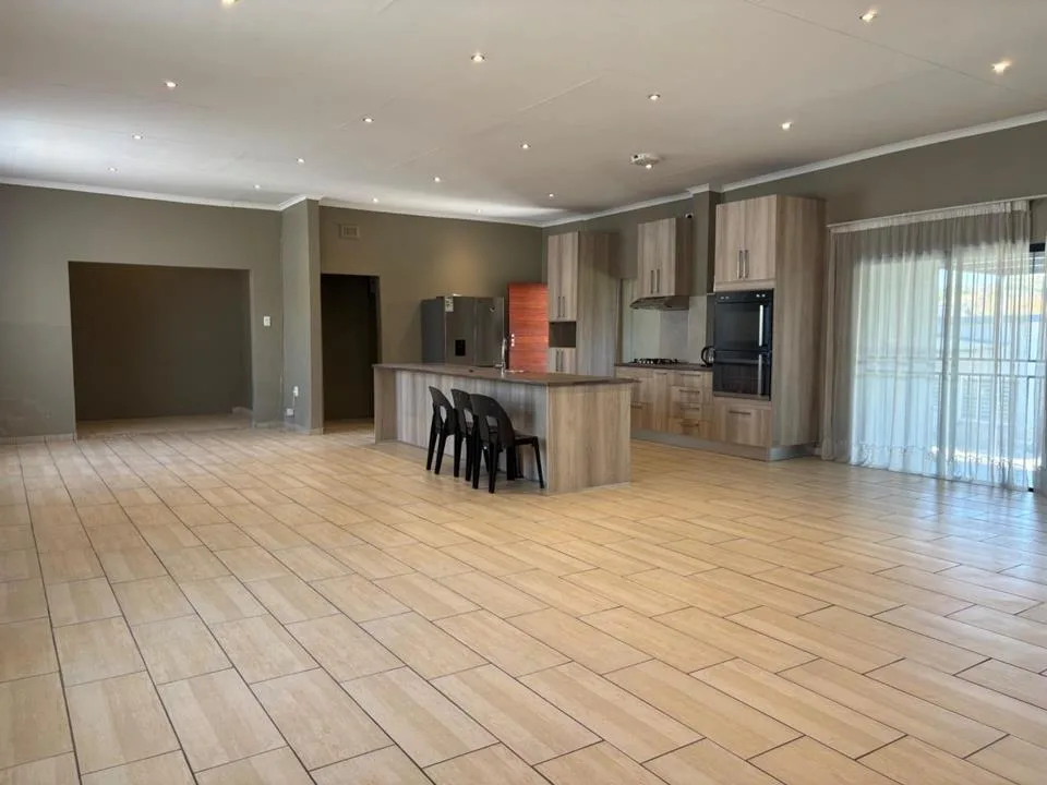 4 Bedroom House to rent in Alberton North