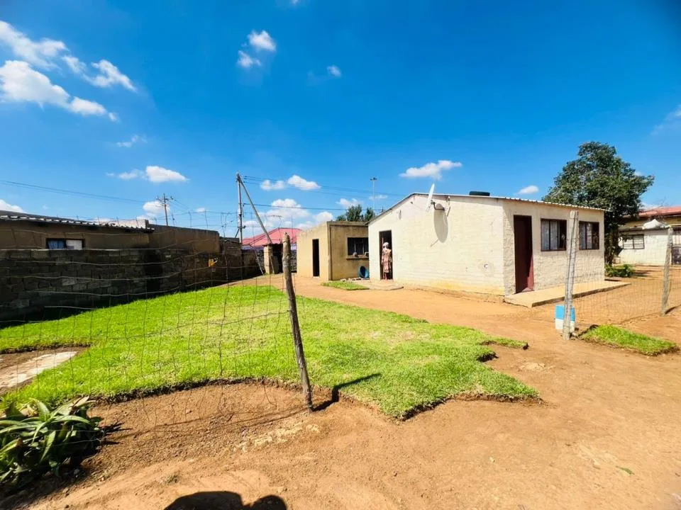 2 Bedroom House for sale in Orange Farm