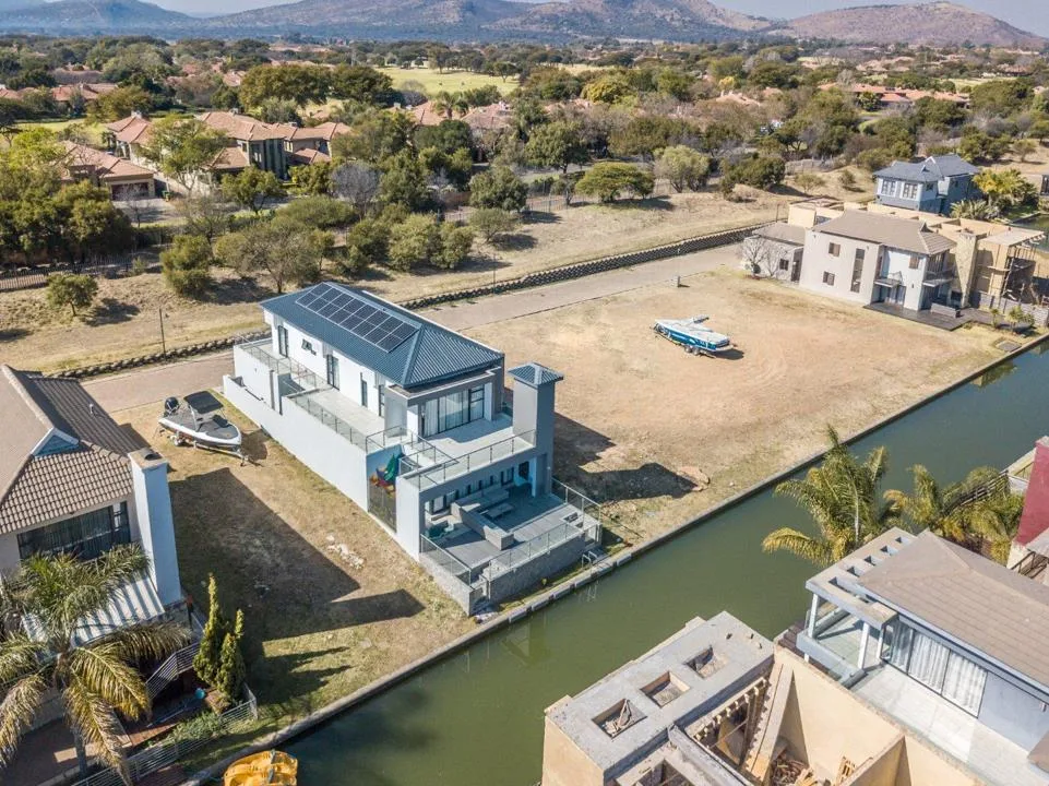 4 Bedroom House for sale in The Islands Estates