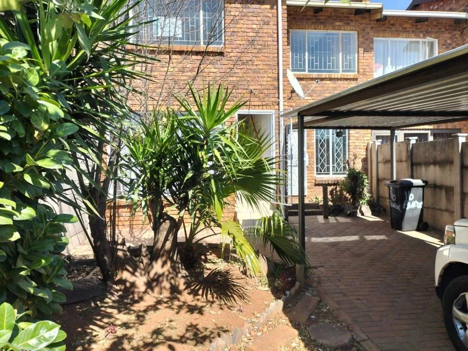 Townhouse to rent in Florida Lake