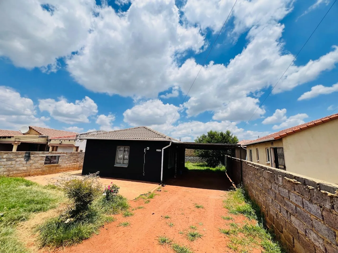 Property to rent in Sky City