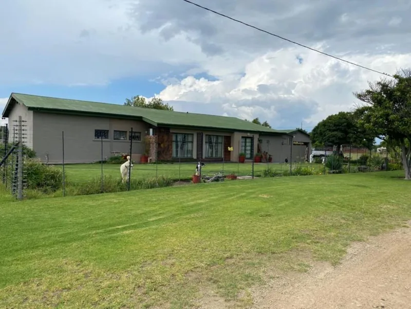 4 Bedroom House for sale in Reivilo