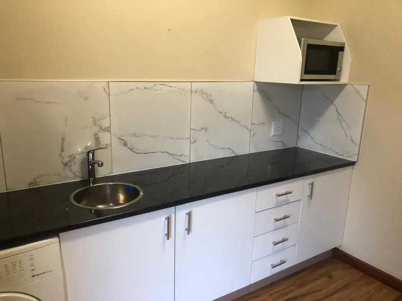 1 Bedroom House to rent in Silver Lakes Golf Estate