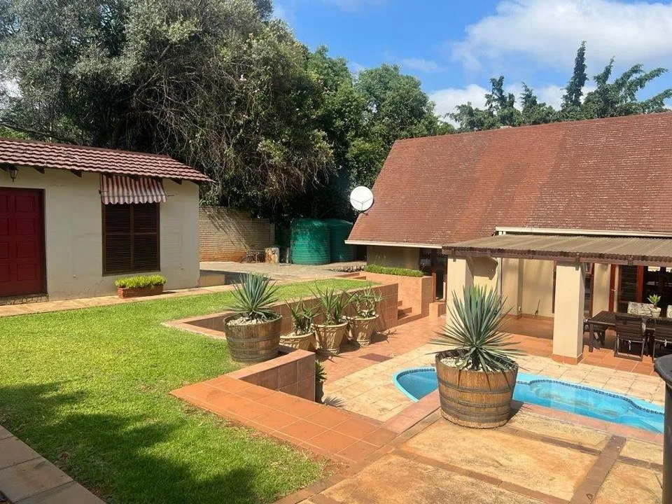 5 Bedroom House for sale in Cashan