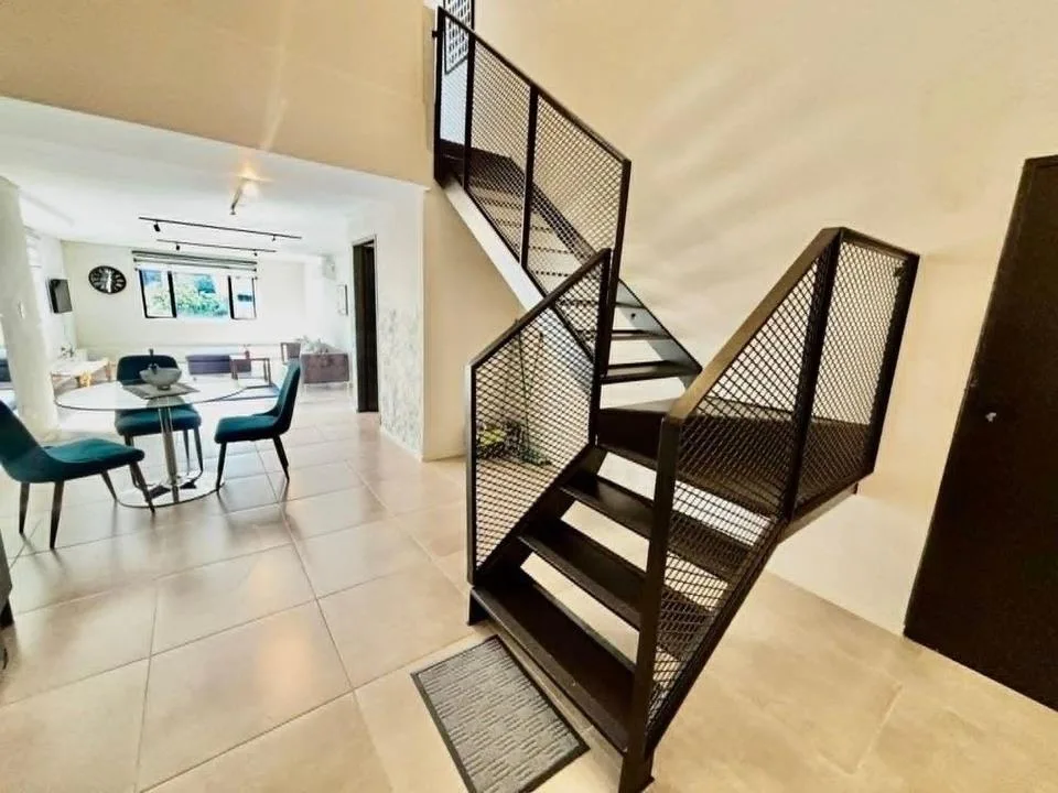 2 Bedroom Apartment / flat to rent in Sandton Central