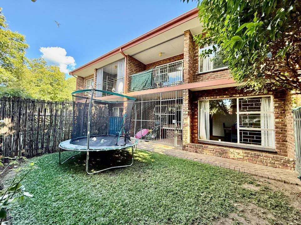3 Bedroom Townhouse for sale in Miederpark