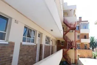 2 Bedroom Apartment / flat to rent in Yeoville