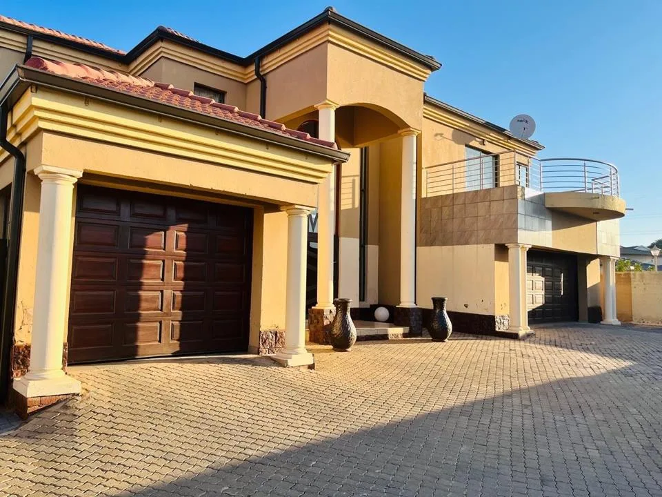 4 Bedroom House to rent in Magaliesberg Country Estate