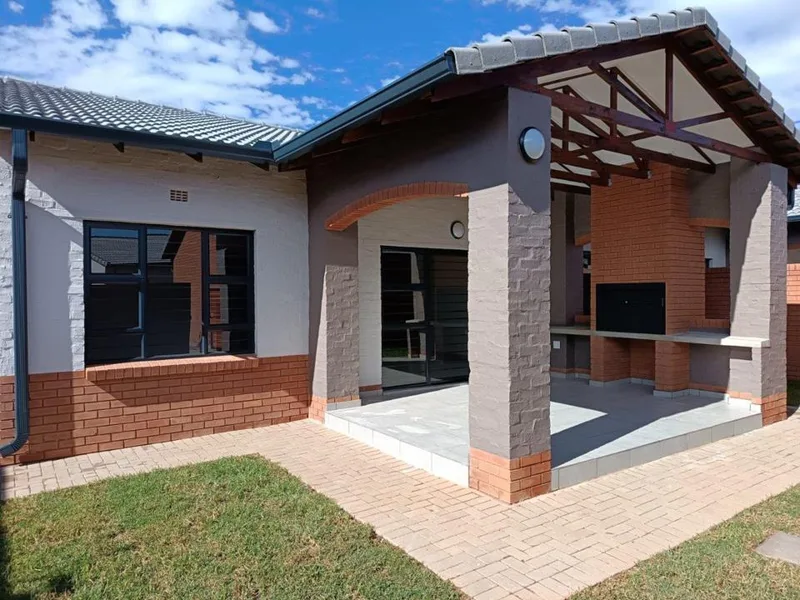 3 Bedroom Townhouse to rent in Rietvalleirand
