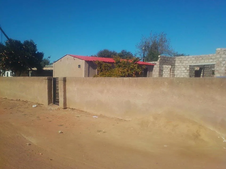1 Bedroom House for sale in Lethlabile