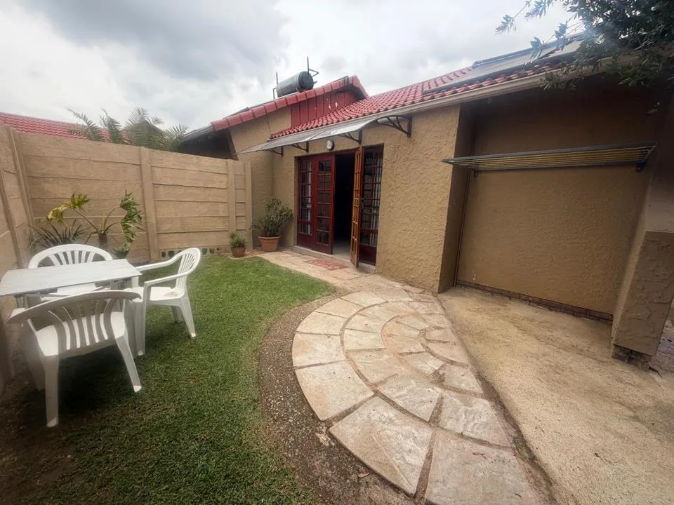 1 Bedroom Apartment / flat to rent in Sunward Park