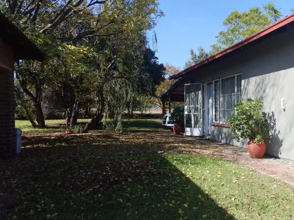 2 Bedroom Townhouse to rent in Randjesfontein AH