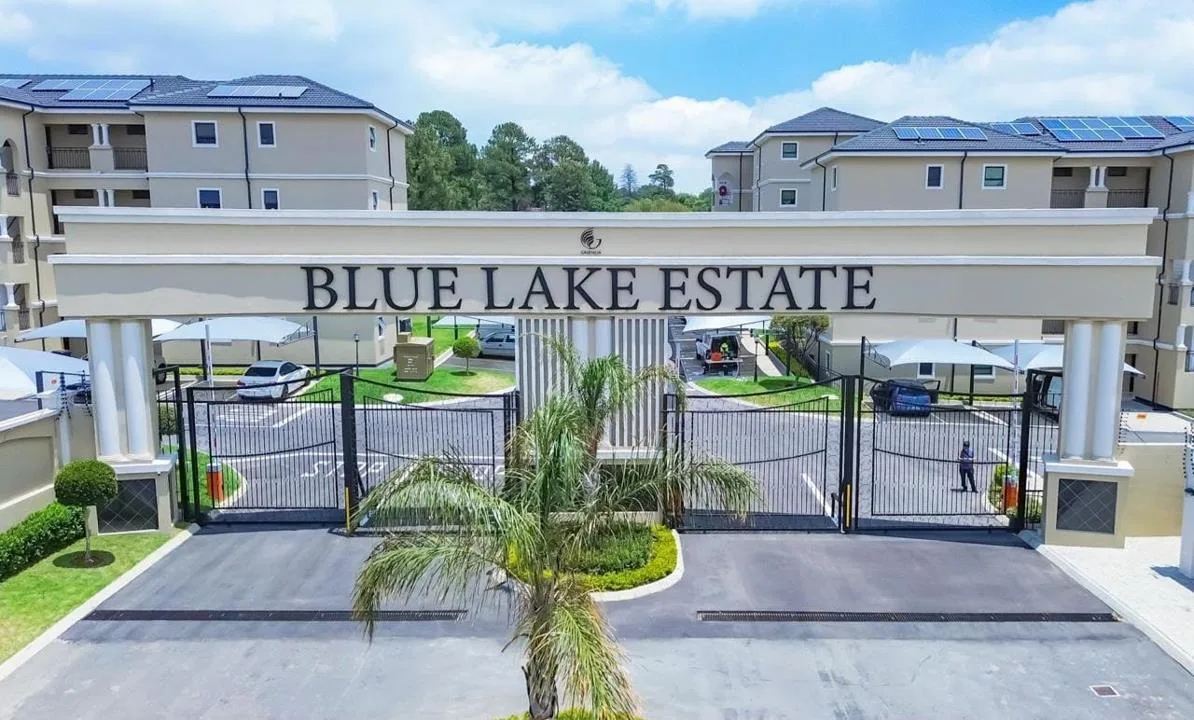 2 Bedroom Apartment / flat to rent in Blue Hills