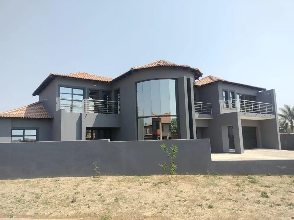 6 Bedroom House to rent in Savannah Country Estate