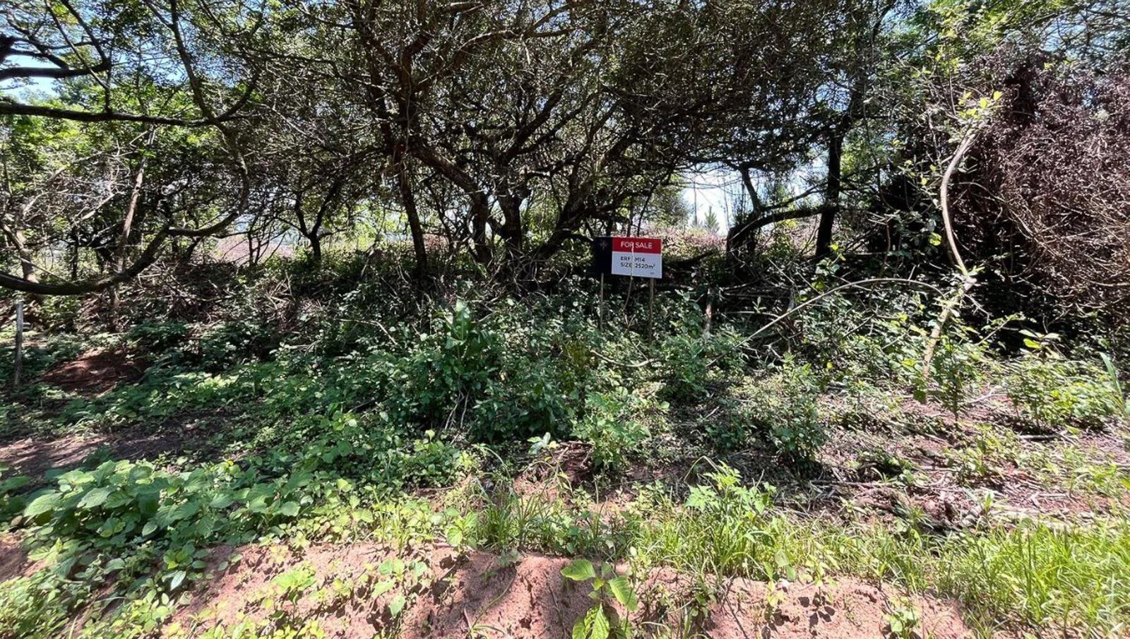 2 520 m² Land available in Seaton Estate