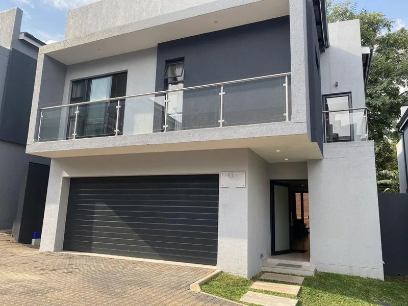 4 Bedroom House to rent in Bryanston