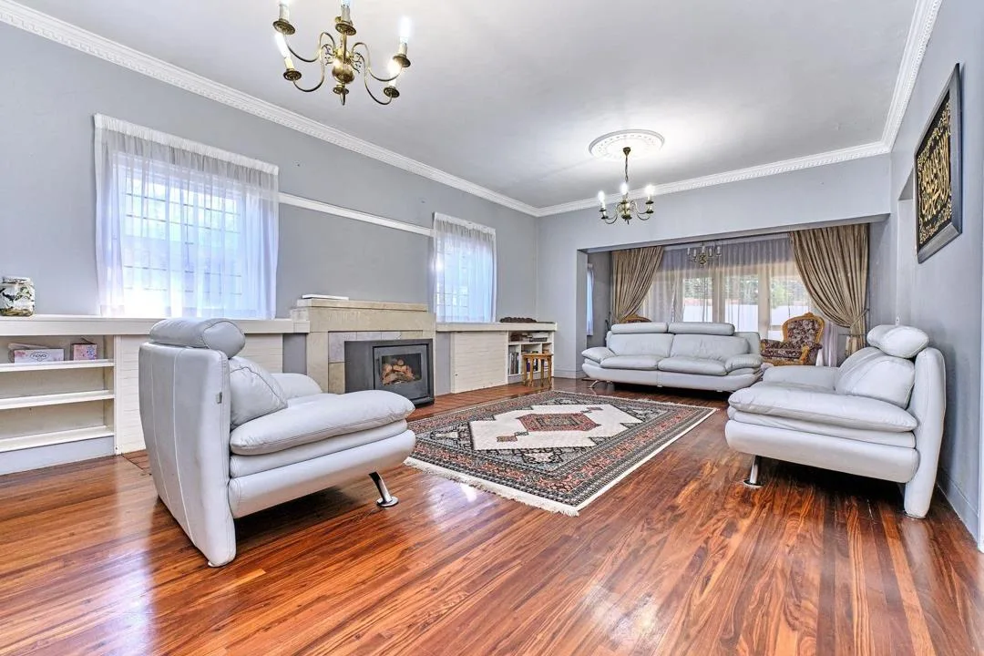 4 Bedroom House to rent in Saxonwold
