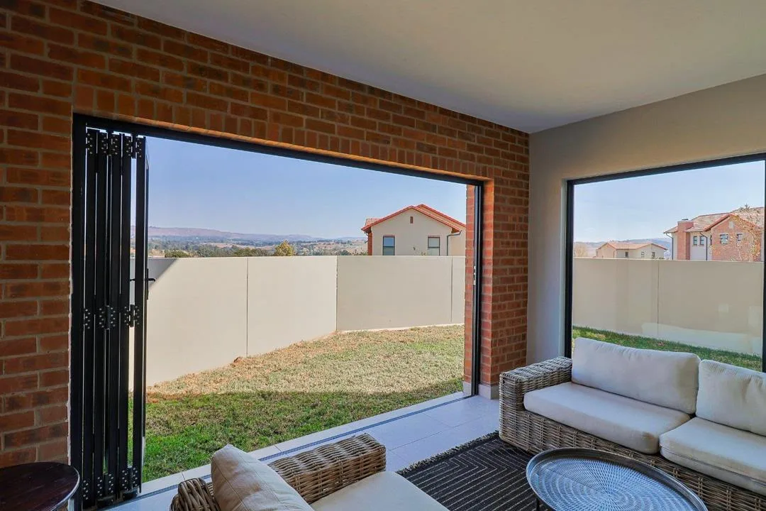 3 Bedroom Townhouse to rent in Avianto Estate