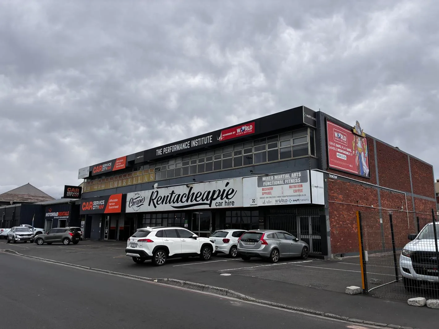 582 m² Industrial space in Paarden Eiland