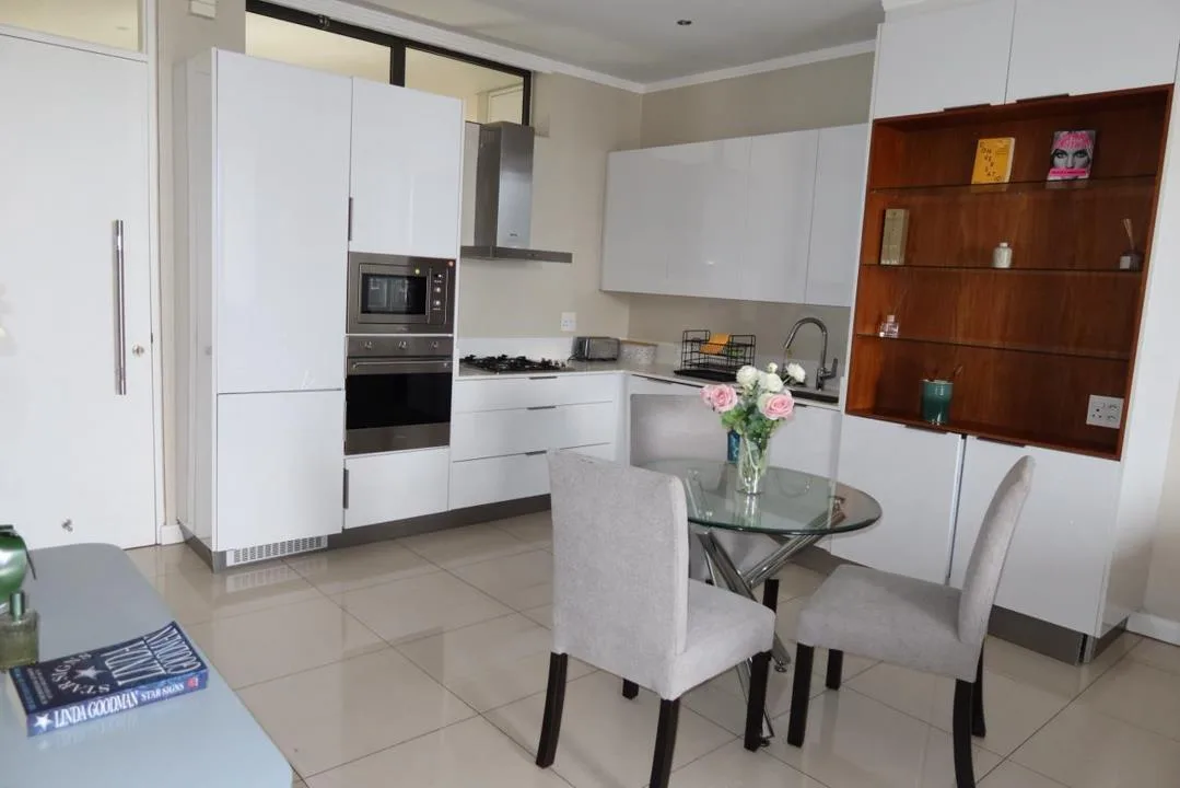 1 Bedroom Apartment / flat to rent in Sandton Central
