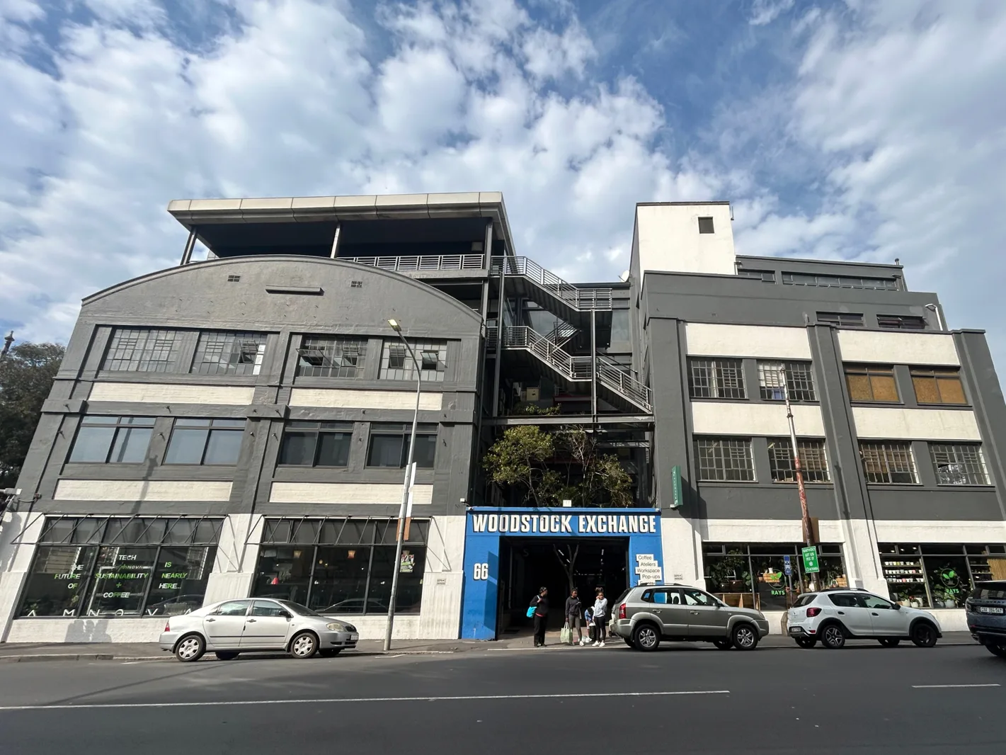 34 m² Commercial space in Woodstock