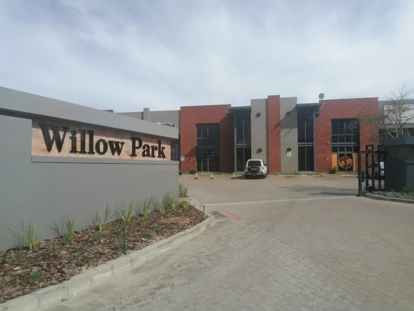 Commercial space in Stikland Industrial