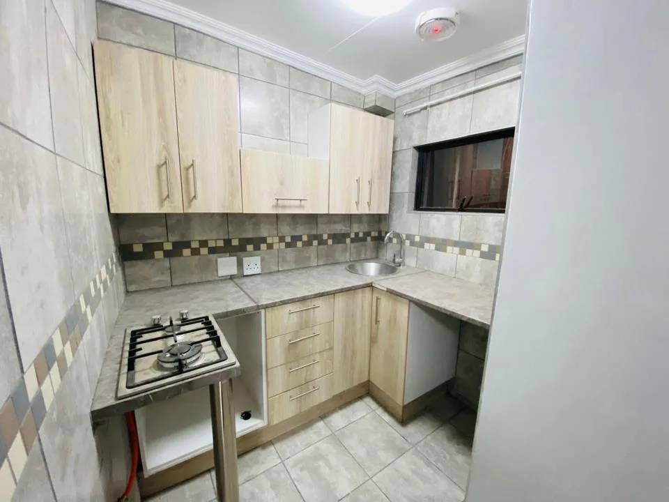 0.5 Bedroom House to rent in Impala Park
