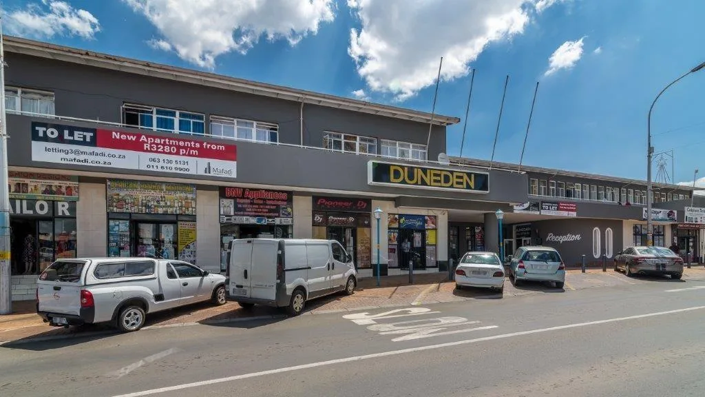 0.5 Bedroom Apartment / flat to rent in Edenvale Central
