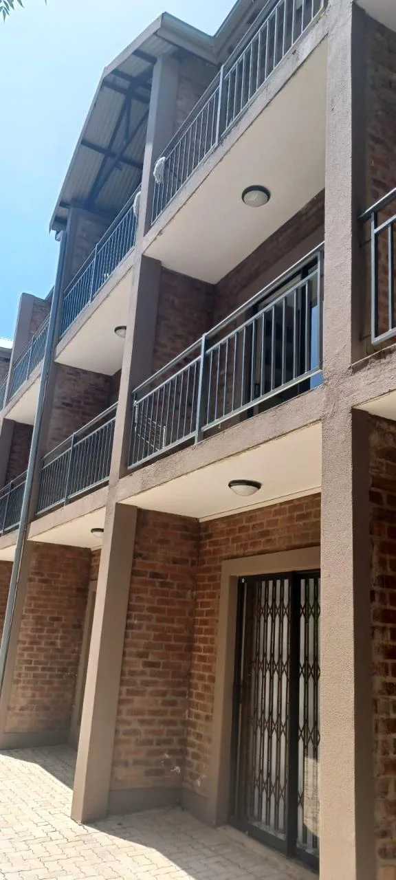 2 Bedroom Apartment / flat for sale in Van Der Hoff Park