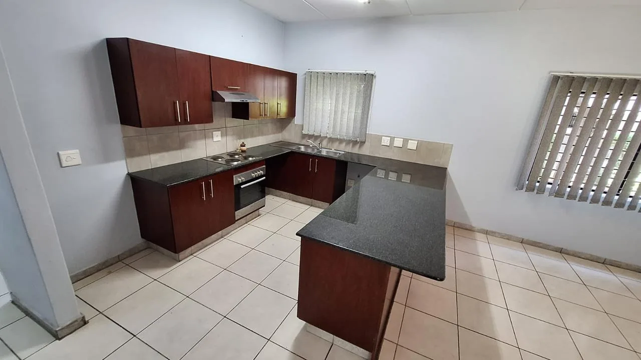 2 Bedroom Apartment / flat to rent in Ravenswood