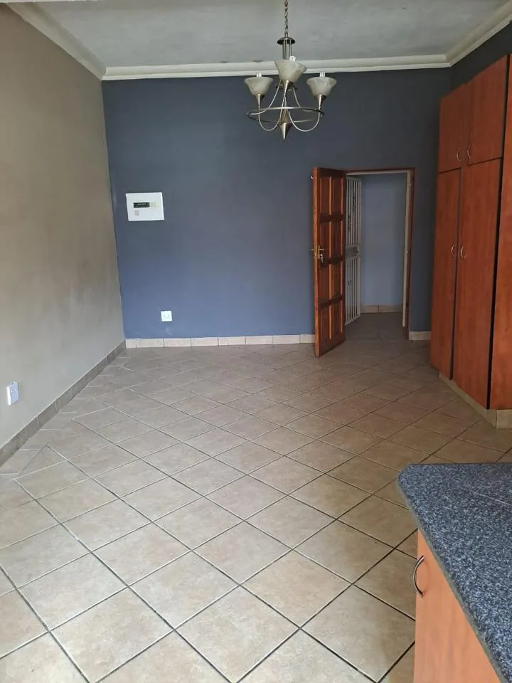 1 Bedroom Apartment / flat to rent in Nigel Central
