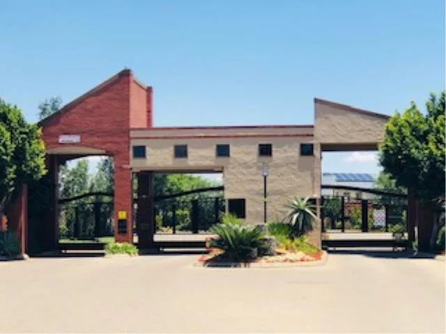 2 Bedroom House for sale in Waterval East
