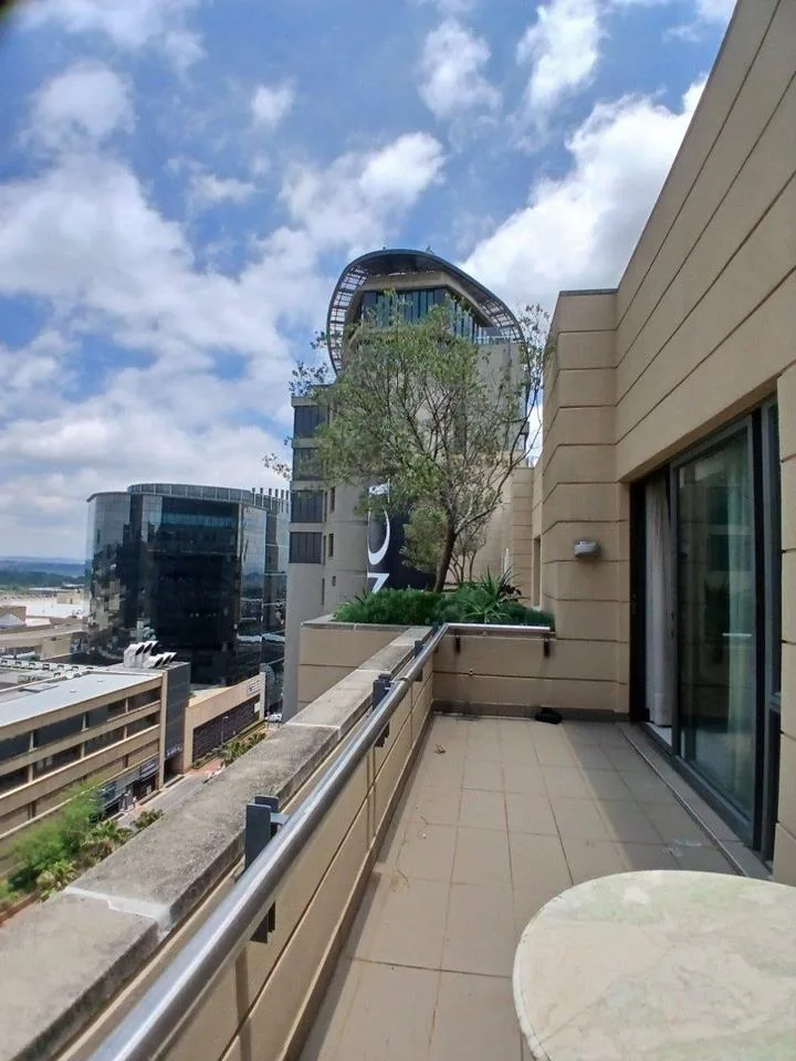 1 Bedroom Apartment / flat to rent in Sandton Central