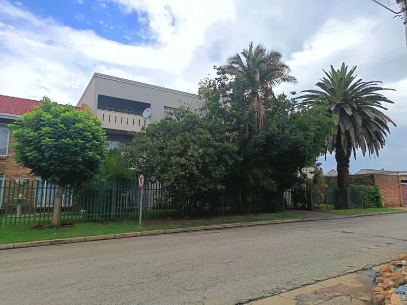2 Bedroom Apartment / flat for sale in Potchefstroom Central