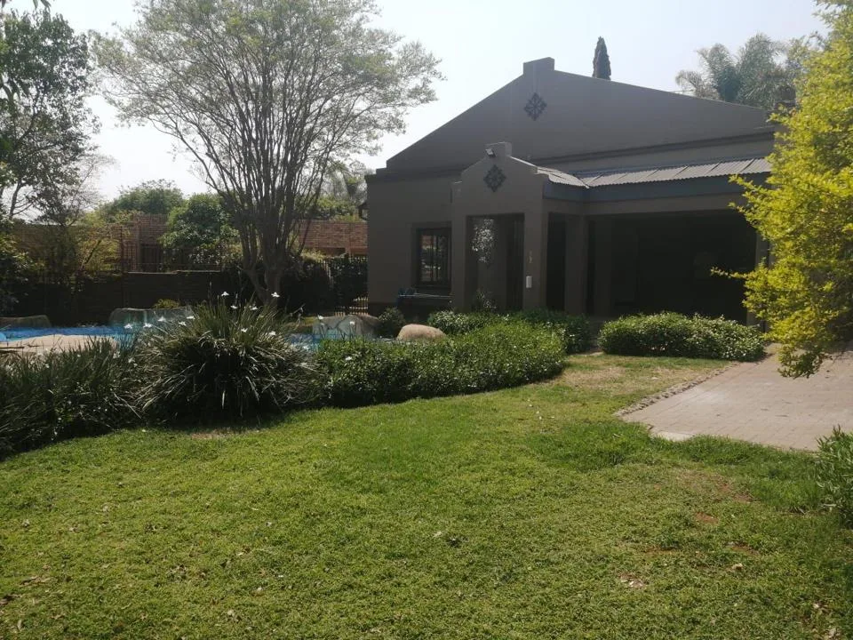 3 Bedroom House to rent in Menlo Park