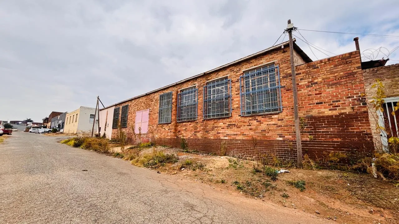 500 m² Industrial space in Roodepoort Central