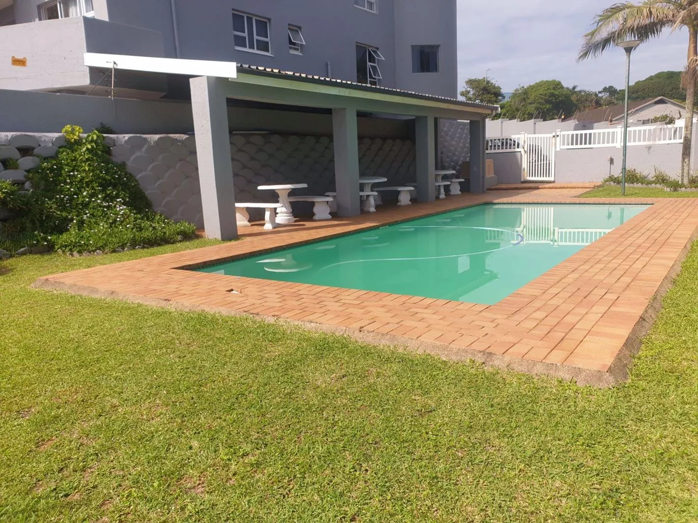 Property to rent in Uvongo