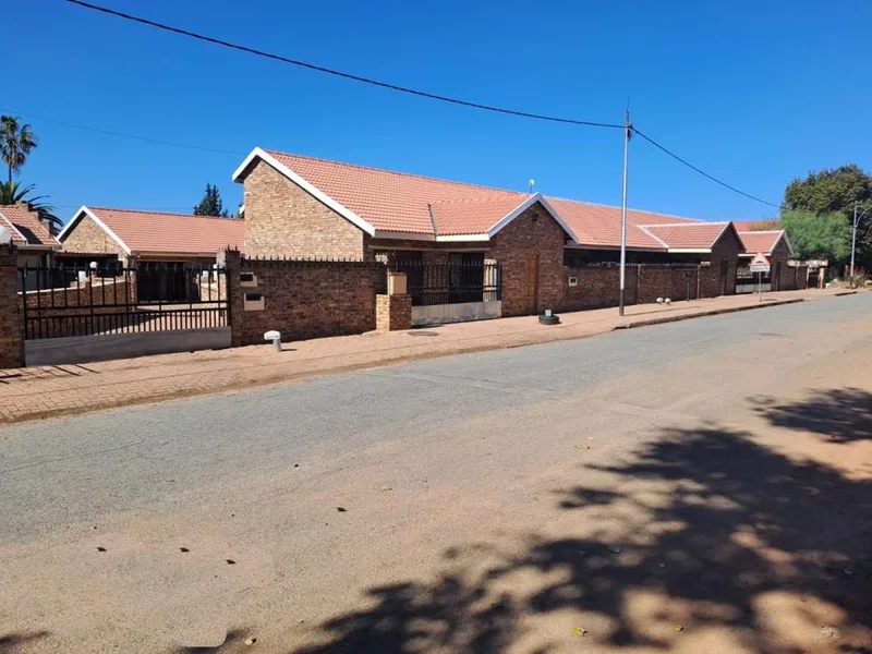 3 Bedroom Townhouse for sale in Oudorp