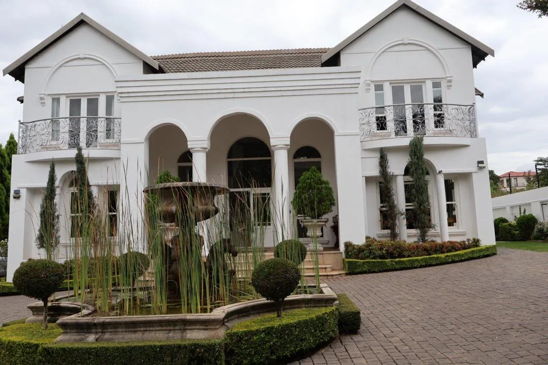 6 Bedroom House for sale in Cashan