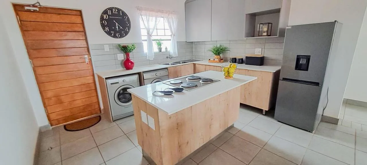 2 Bedroom Apartment / flat to rent in Glen Marais