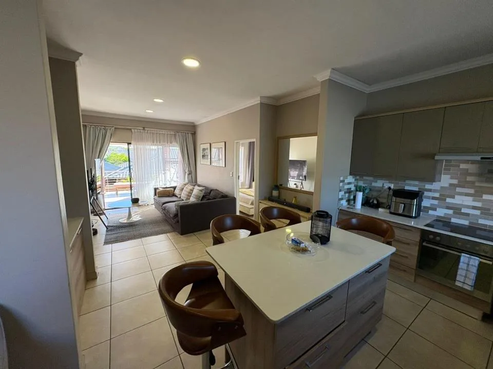 2 Bedroom Apartment / flat to rent in Six Fountains