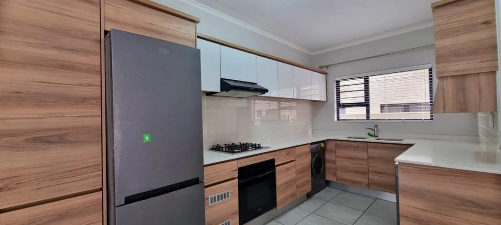 3 Bedroom Apartment / flat to rent in Waterfall