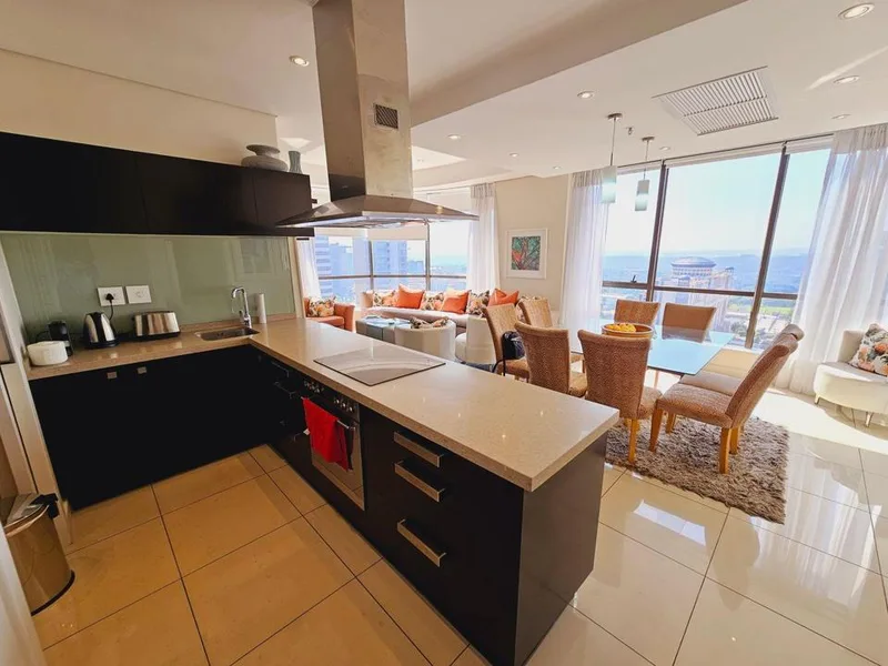 3 Bedroom Apartment / flat to rent in Morningside
