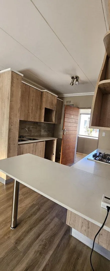 2 Bedroom Apartment / flat to rent in Montana