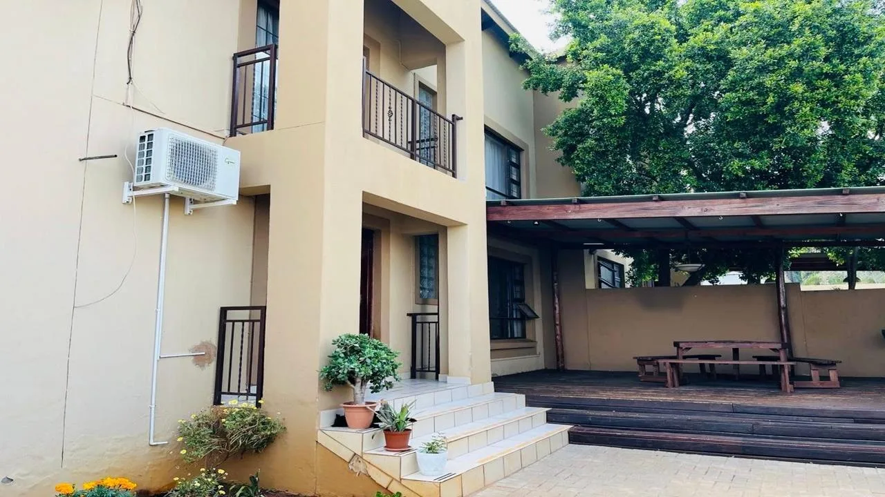 3 Bedroom Townhouse for sale in Cashan