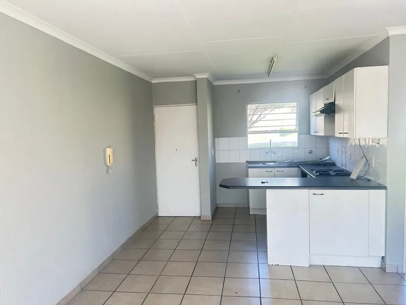 2 Bedroom Townhouse to rent in Randpark Ridge