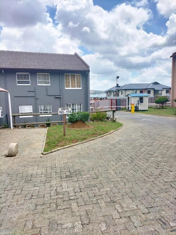 3 Bedroom House to rent in Alan Manor